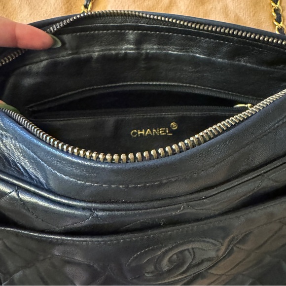 Vintage Chanel Camera camera bag - Picture 12 of 15